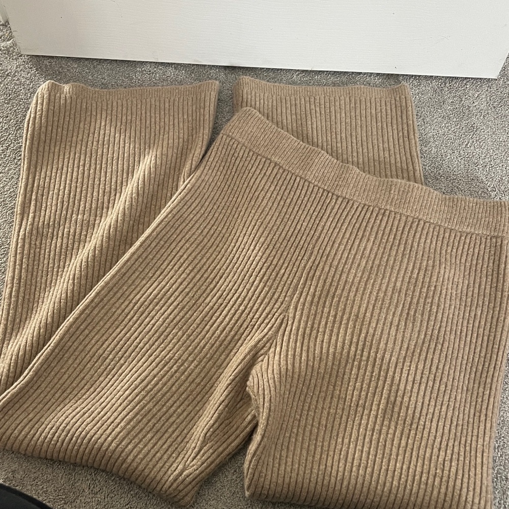High Rise Ribbed Boot Pant - Picture 4 of 4